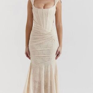 Chic Cream Lace Maxi Dress
